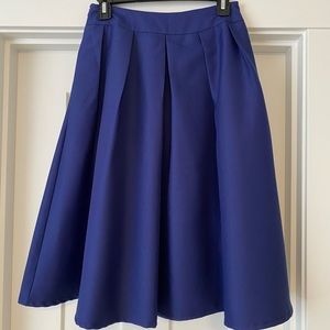 Small Navy full knee-length skirt with pockets